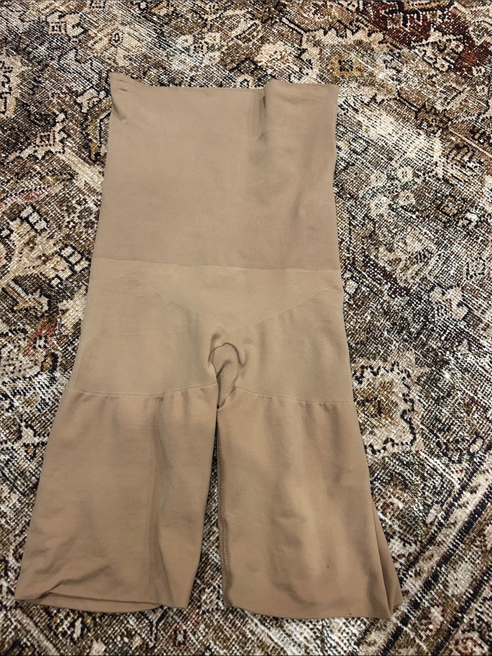 High-Waist Sculpting Shaper Shorts - Tan
